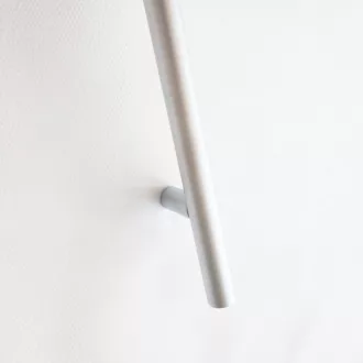   Fém bútorfogantyú, rúd, selyemfényű króm színű, 704 mm furattávval
