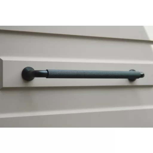 STURUCTURE mattschwarzer Möbelgriff, 128 mm Bohrung, modern