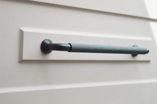 STRUCTURE matt fekete bútorfogantyú, 192 mm furattáv, modern