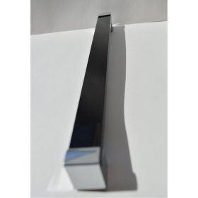   Fém bútorfogantyú, fekete - króm színű, 704 mm furattávval