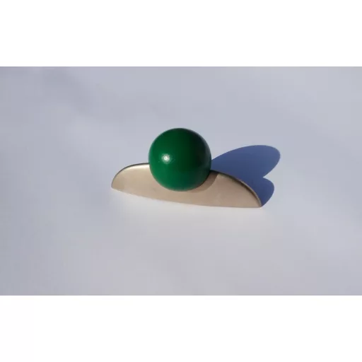 UN30_DM7006  Fém-fa bútorfogantyú, matt nikkel - zöld, 32 mm furattáv