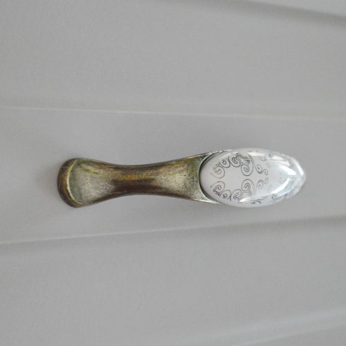 Porzellan-Metall-Möbelgriff, bronze- gold  motiv, Bohrung 96 mm