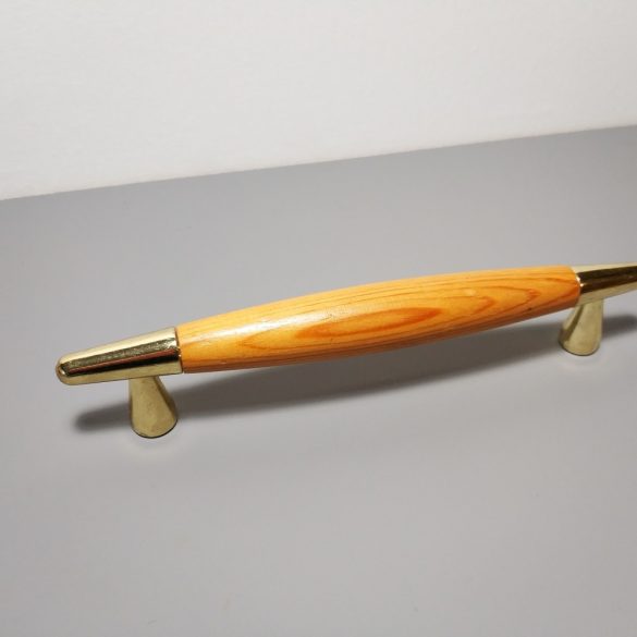Fém-fa bútorfogantyú, pácolt fenyő - arany fém végekkel, 128 mm furattávval
