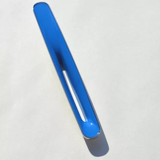 Möbelgriff Metall-Kunststoff-Kombination, Chrom glänzend - blau