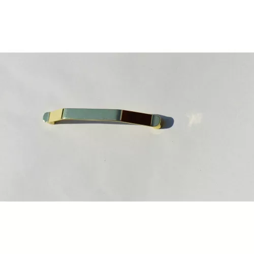 Goldfarbener Möbelgriff aus Metall