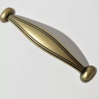 Goldfarbener Möbelgriff aus Metall