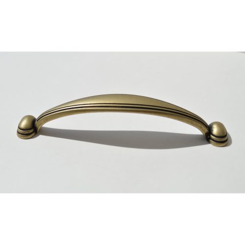 Goldfarbener Möbelgriff aus Metall