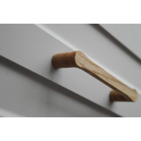 Ystad_96, Möbelgriff aus Holz, Eiche geölt, Bohrung 96 mm