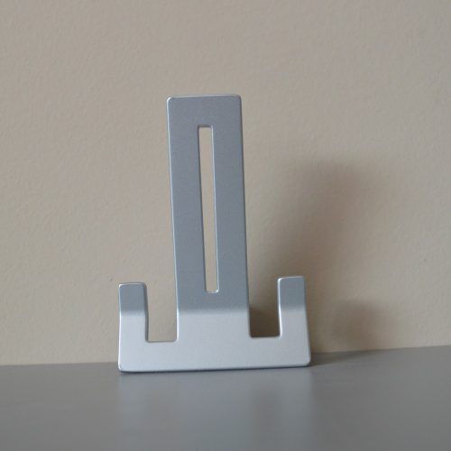 Fém bútorfogas, matt króm színű, 16 mm furattávval