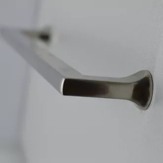   Möbelgriff aus Metall, gebürstet und nickelfarbig, Bohrung 160 mm