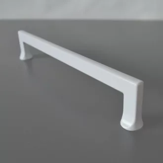 Metall-Möbelgriff in Mattweiß mit 160 mm BA