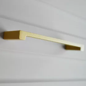   Z306_128_MA, struktúrált felületű, matt arany színű, fém bútorfogantyú, 128 mm furattávval