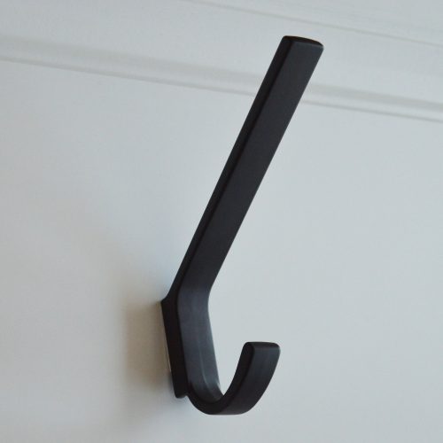 Z360  Matt fekete, nagy íves fogas